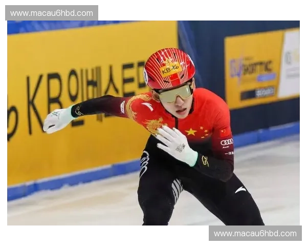 中国短道混合接力出现致命失误 东道主意大利强势摘金 中国短道混合接力出现致命失误 东道主意大利强势摘金